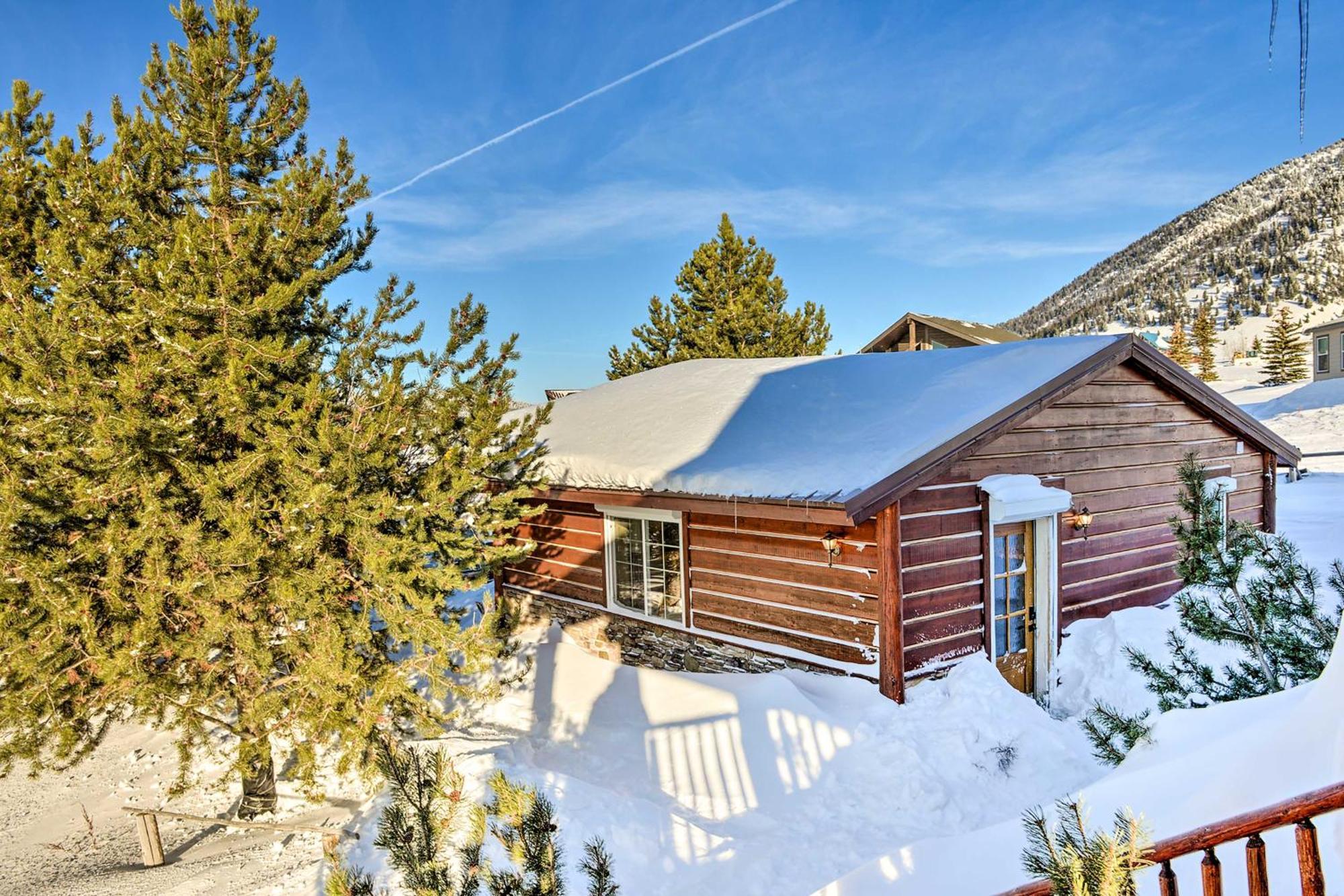Cozy Island Park Cabin, 20 Mi To Yellowstone! Экстерьер фото